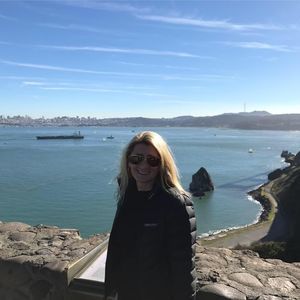 Meet your Posher, Robin